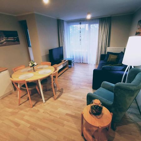 Apartament W Rezydencji Park Миелно Екстериор снимка