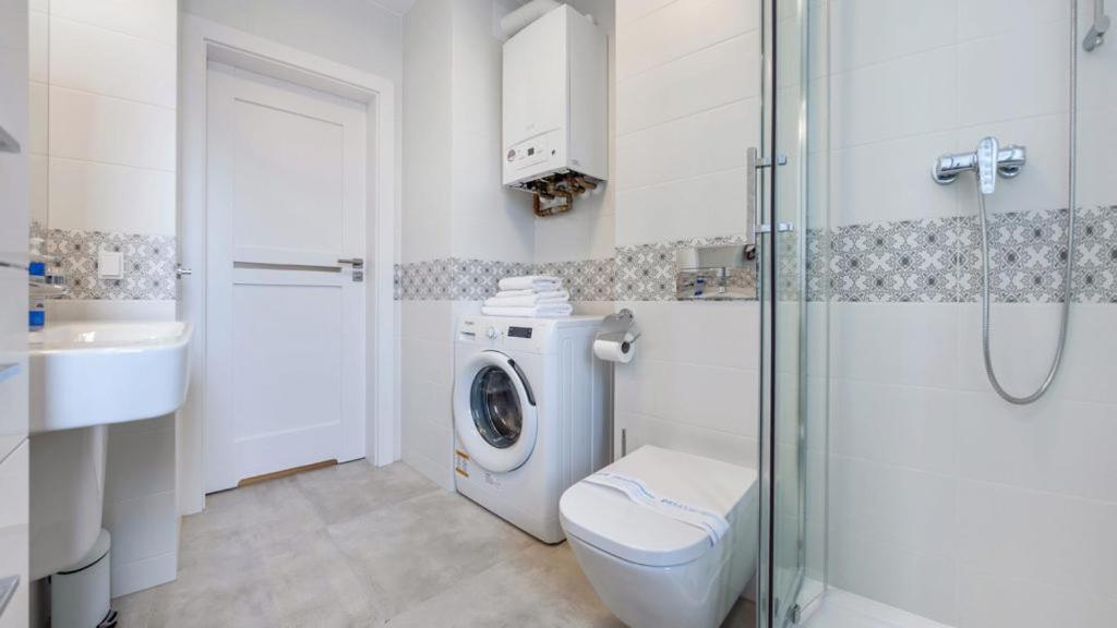 Apartament W Rezydencji Park Миелно Екстериор снимка